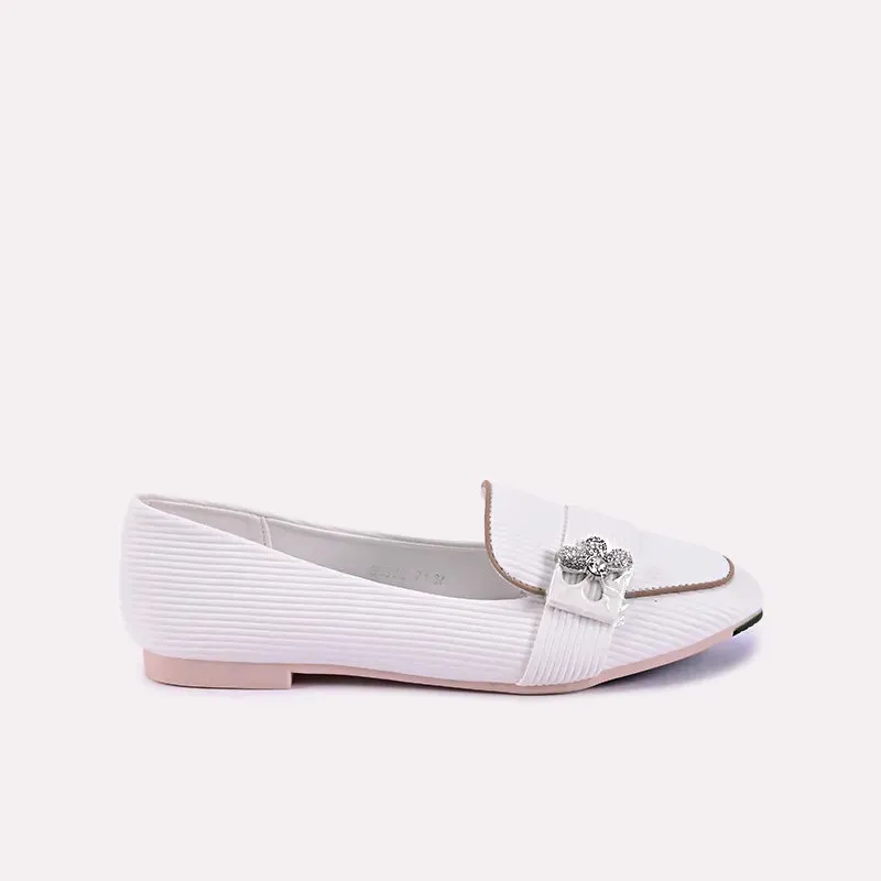 Ariana White Casual Pumps 0431245